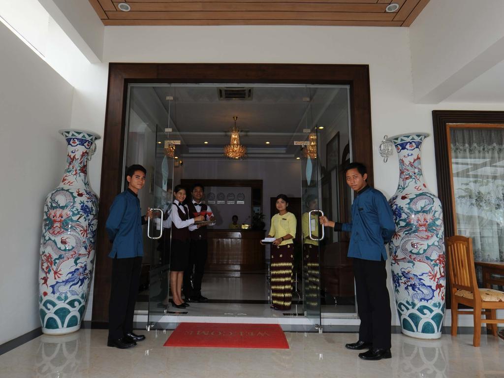 The Golden Lake Hotel Naypyidaw Dış mekan fotoğraf